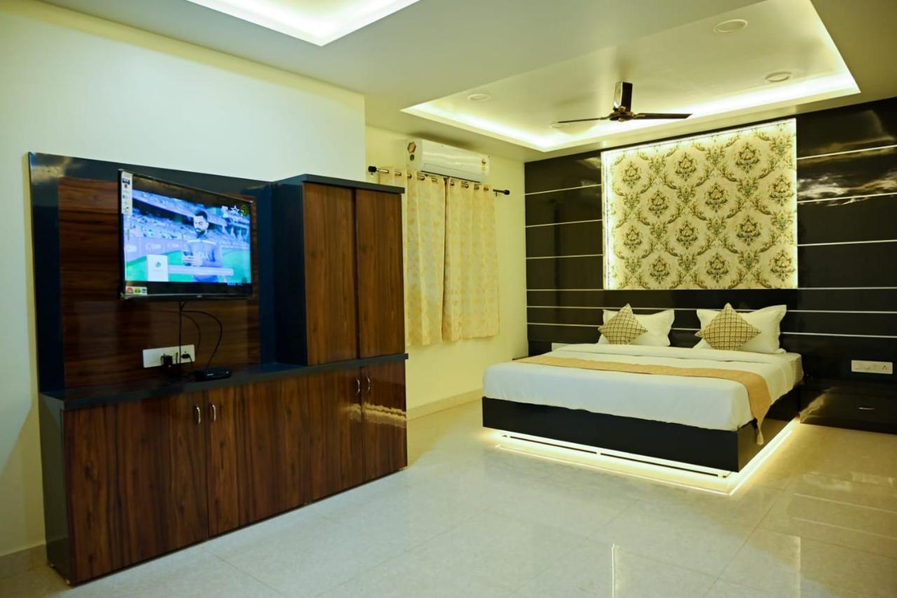 Hotel Golden Bliss Bhopal Exterior foto
