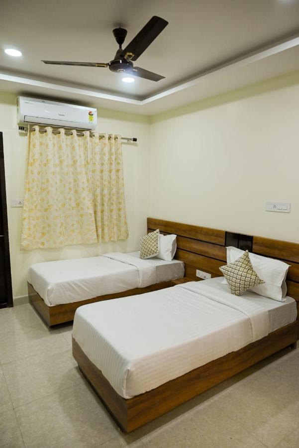 Hotel Golden Bliss Bhopal Exterior foto