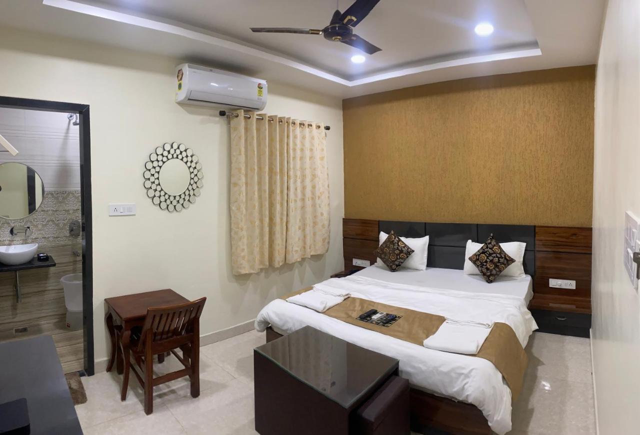 Hotel Golden Bliss Bhopal Exterior foto